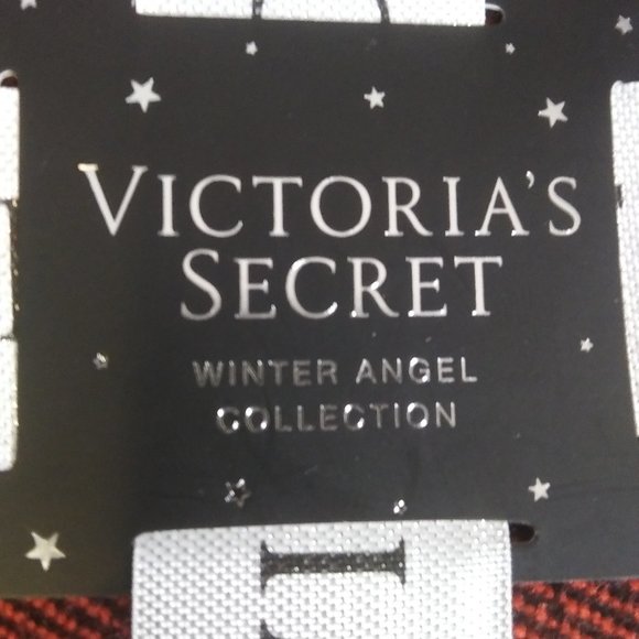 NWT Victoria's Secret Winter Angel Collection Signature plaid  with heart - Picture 7 of 13